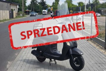 AGM VX50 jak vespa z 2016 roku z szyba