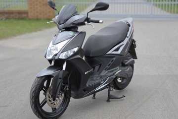 Kymco Agility 16+ Skuter na dużych kołach / 50 ccm 4t / na dowód / 202