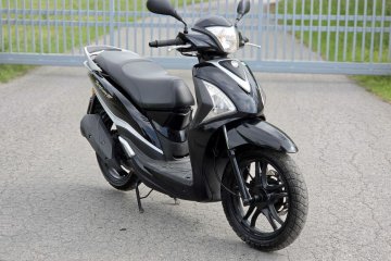 Duży skuter SYM Symphony z silnikiem 50  4t   / 2017r / duże koła / 2x