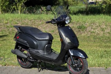 SYM FIDLLE II 50 4T LED koła 12" ( silnik Peugeot )