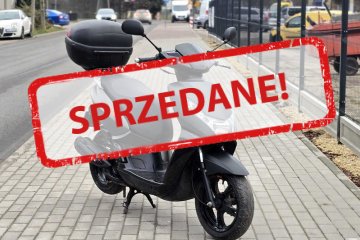 Skuter Peugeot Kisbee RS 50 2T 2-suw 2015 rok