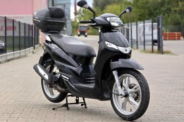 Peugeot Tweet 125 4t duże koła * kufer * tylko 9391 km