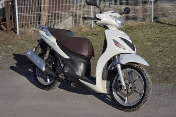 Suzuki SIXTEEN 125 4t duze kola 16"  kat. B