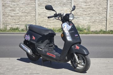 Skuter motorower  tonic 50 4t