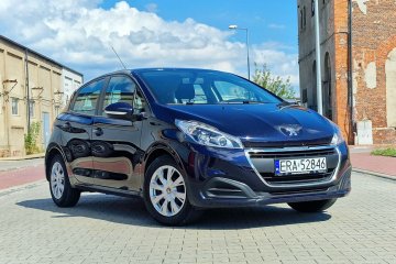 Peugeot 208 1.2 benzyna  2017r. Led nawigacja 109 tys km serwisowany!