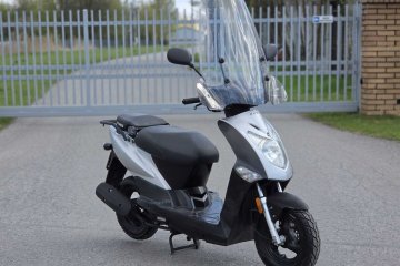 Mały skuter z szybą Kymco Agility 50 4T na dowód / raty  /