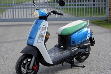 Super skuterek SYM TONIK 50 4T