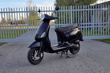 AGM VX50 50 4Tholenderski skuter jak vespa