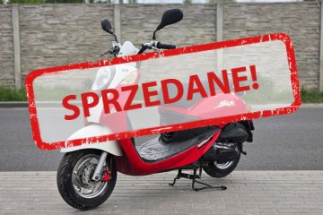 SYM MIO mały zwinny skuter 50 4t na dowód