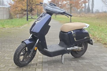 Super soco CUX 2022 rok japonski skuter elektryczny