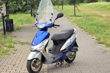 Skuter Peugeot V-Clic vclic 50 4T