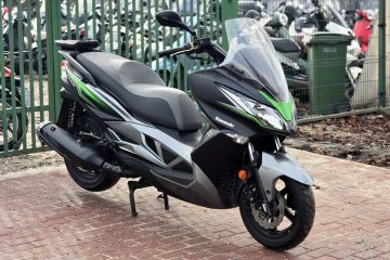 Kawasaki J300 maxi skuter * ABS*  2017r
