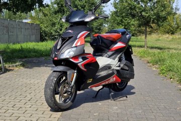 Aprilia SR Factory 50 2T 2-suw mocny i szybki