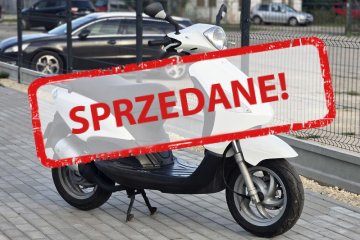 Skuter Piaggio FLY 50 2T koła 12"